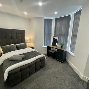 Osborne Luxury Hot Tub And Jacuzzi Blackpool